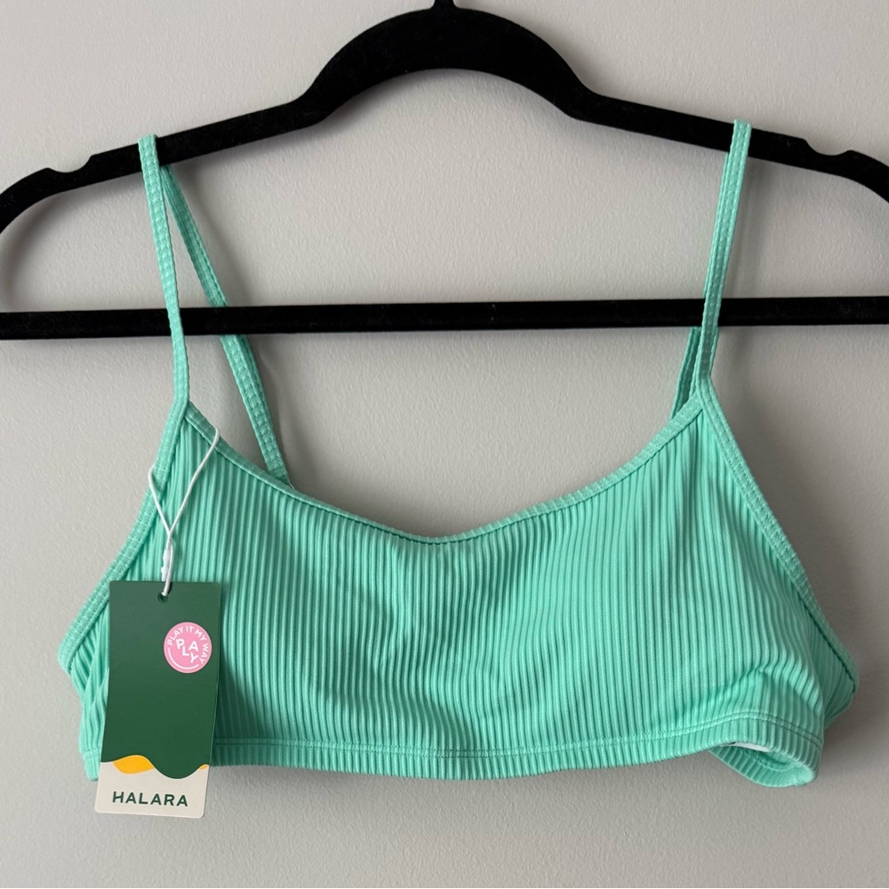 HALARA Mint Green Ribbed Bikini Top